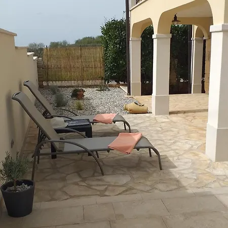 Villa Katina *