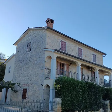 Villa Katina *